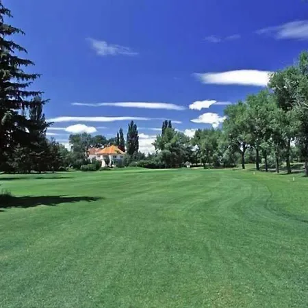 Paris 3* Пьештяни